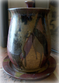 Lidded pot